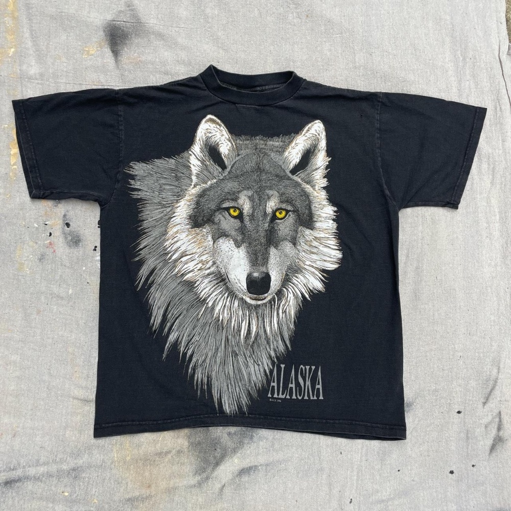 Vintage '96 Large Wolf Graphic Alaska shirt by Island shirt works